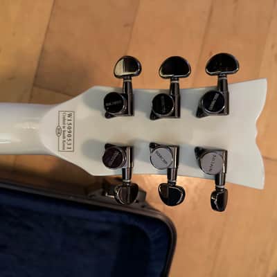 Schecter Hellraiser 2010's - White image 5