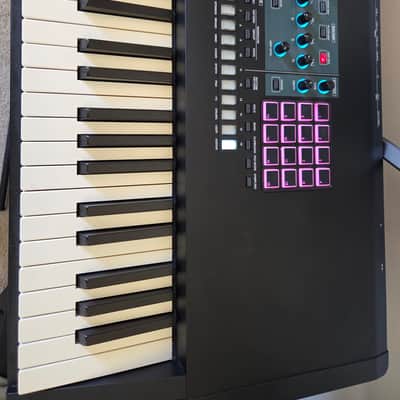 Roland Fantom 8 88-Key Workstation Keyboard 2019 - Present - Black