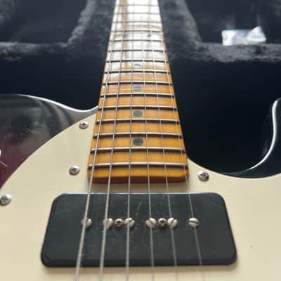 DEMO VIDEO Fender Modern Player Telecaster Thinline Deluxe (US customers, tax included in shipping cost)  with hard case 3-Color Sunburst image 3