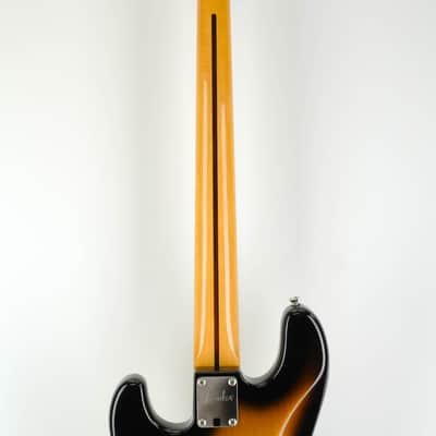 Fender Modern Player Telecaster Bass 2-Color Sunburst image 7
