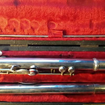 King Cleveland Flute, Made in USA, Silver Plate w/ case, Antique Good Condition. image 6