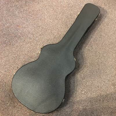 Taylor 322ce 12-Fret, Shaded Edgeburst Top, V-Class image 11