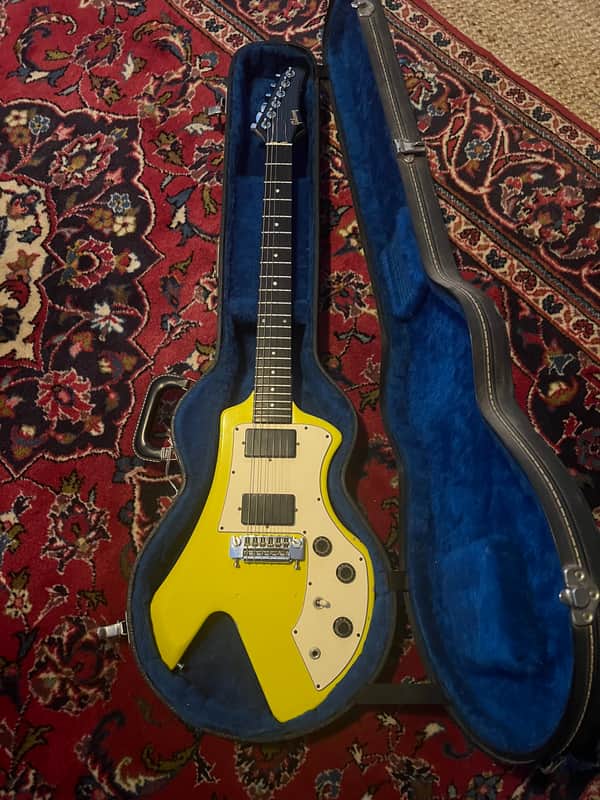 Gibson Corvus 1982 - Yellow nitro image 1