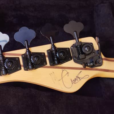 Schecter USA Michael Anthony Signature Bass Custom Shop Handsigned image 4