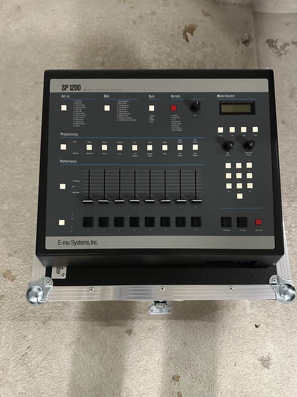 E-MU Systems SP-1200 8-Voice Drum Sampler 1987 - 1996 - Black image 1