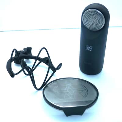 Aston Microphones Element Active Moving-coil Microphone with Shock Mount and Magnetic Pop Filter used image 2