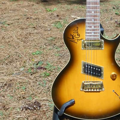 1997 RARE Sunburst Gibson NITEHAWK- Limited Edition Signed by Mark Collie image 8