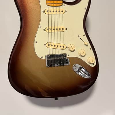 Fender Fender American Ultra Stratocaster – Mocha Burst (Maple Fingerboard) 2020’s - Mocha image 1