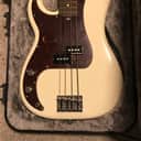Fender American Professional Precision Bass 2017 Olympic White