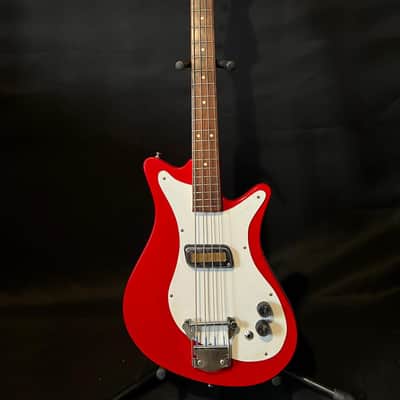 1960 1970 Red Meazzi Diamond Vintage Made in Italy Short scale Bass image 2