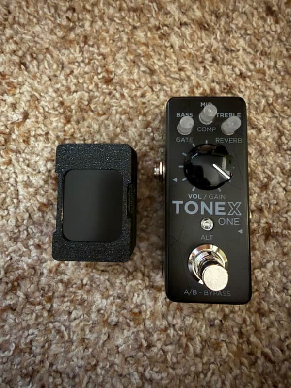 IK Multimedia ToneX One