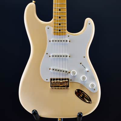 Fender Custom Shop Limited Edition 1954 Hardtail Stratocaster DLX Closet Classic 1-Piece Quartersawn Maple Neck Fingerboard Super/Super Faded Aged Shell Pink image 2