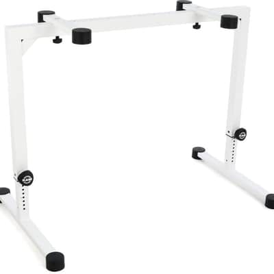 K&M 18810 Omega Table-Style Keyboard Stand - Pure White image 2