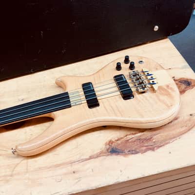 Alembic Epic 4 Fretless Electric Bass Guitar image 2