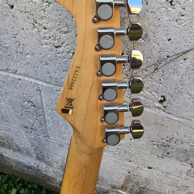 Eagletone Strat style electric guitar - Sunburst image 5