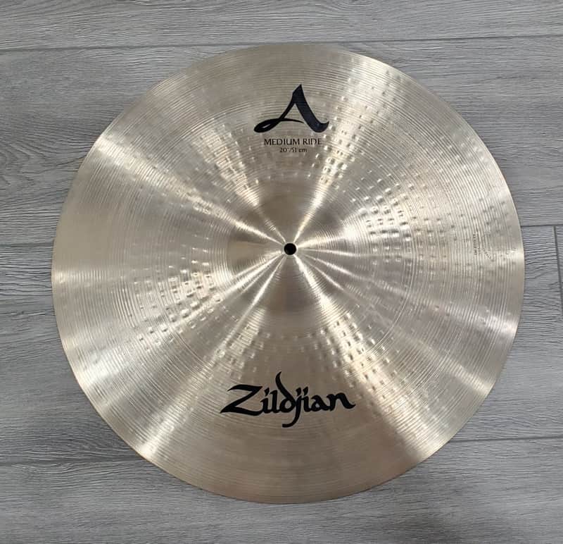 Zildjian 20" A Series Medium Ride Cymbal (Near Mint!) image 1