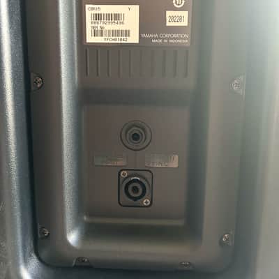 Yamaha CBR15 15" Passive Loud Speaker - Black image 5