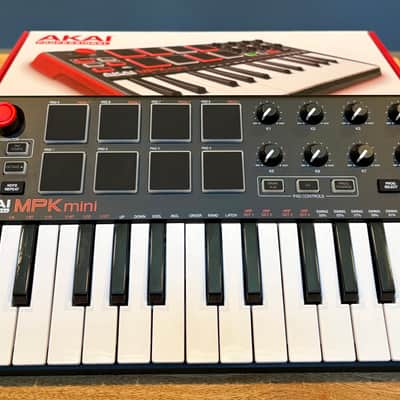 Akai MPK Mini 25-Key MIDI Controller 2012 - 2014 - Black