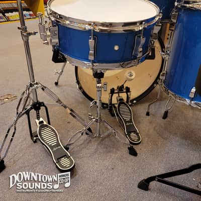 Ludwig Accent 5 Piece Drumset - Blue Sparkle, 20" Bass Drum, with Hardware, Cymbals image 5