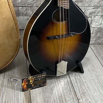 Kentucky KM-270 Deluxe Oval Hole A-Style Mandolin WITH Matching Kentucky Deluxe Gig Bag– Vintage Sunburst - KM270 image 2