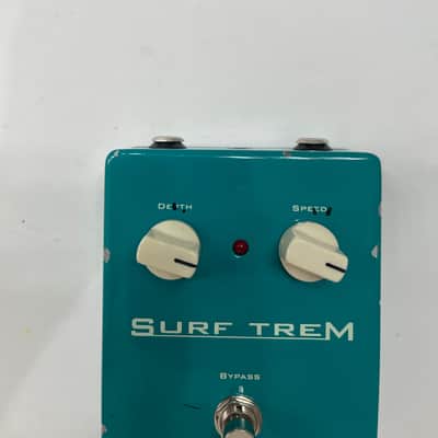 Carl Martin Surf Trem V2 Analog Tremolo Guitar Effect Pedal image 2