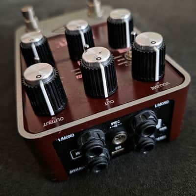 Universal Audio Ruby ’63 Top Boost Amplifier 2022 - Present - Ruby / Silver image 4