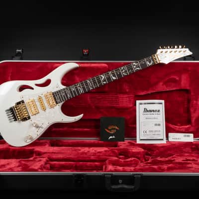 2024 Ibanez PIA3761-SLW Steve Vai Signature - Stallion White | Japan HSH DiMarzio Pickups Stainless Steel Frets Double Locking Tremolo 3.53kg | CoA OHSC image 2