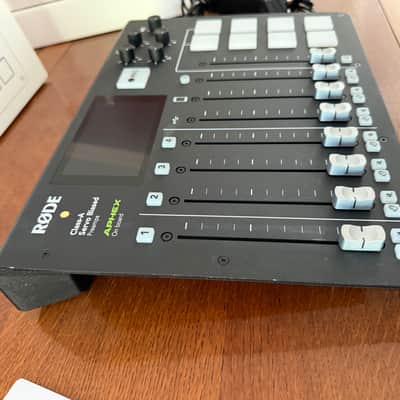 RODE RODECaster Pro Integrated Podcast Production Studio 2018 - Present - Black image 6