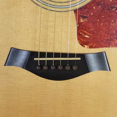 2012 Taylor 210e - Natural image 12