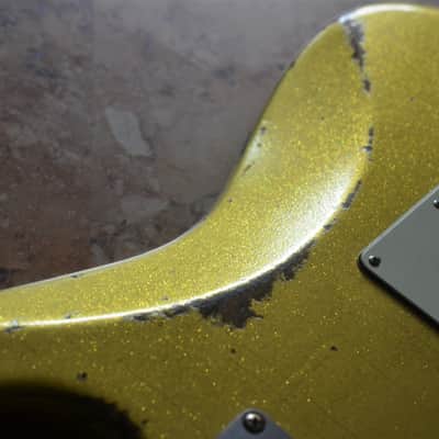 American Standard Fender Stratocaster Custom Relic Gold Sparkle image 10