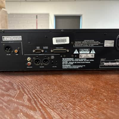 Denon Professional CD Player DN-C680 1997 - Black image 4