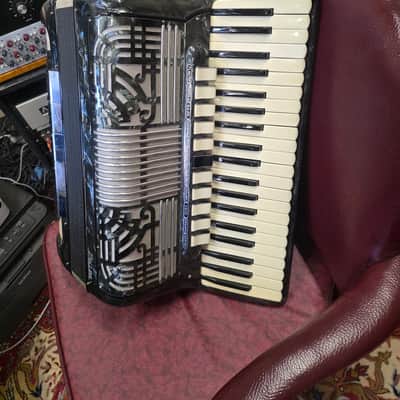 Pollina Piano Accordion 41/120 Made in Italy w Case and Straps image 1