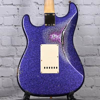 Fender Custom Shop 62 Stratocaster Heavy Relic Purple Sparkle / Black Paisley 2025 image 4