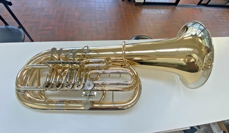 New Alexander model 155 F Tuba in Gold Brass, 5 valves,Lacquered, Nickel-Silver Garland;with Care Kit image 1