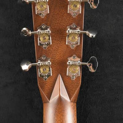 Martin D-28 Satin Amberburst image 9