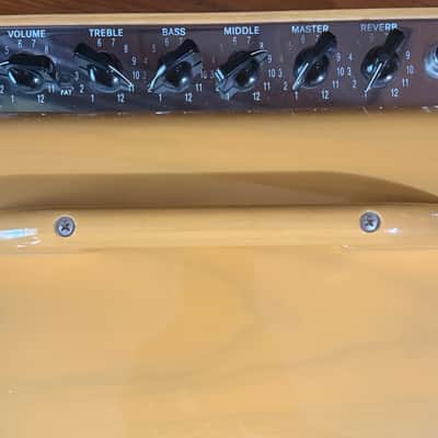 Fender Blues Junior III "Butterscotch Woody" FSR Limited Edition 15-Watt 1x12" Guitar Combo 2013 - 2014 - Butterscotch Blonde image 3