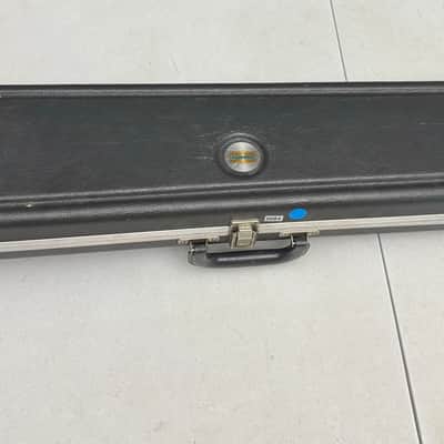 Selmer/Bundy Student Tenor Trombone - SN 583370 - Fair condition, King 12C, case & kit image 4