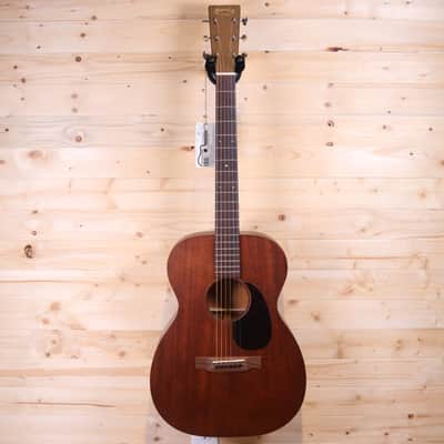 Martin USA 00-15M - Rosewood Fingerboard, Natural image 2