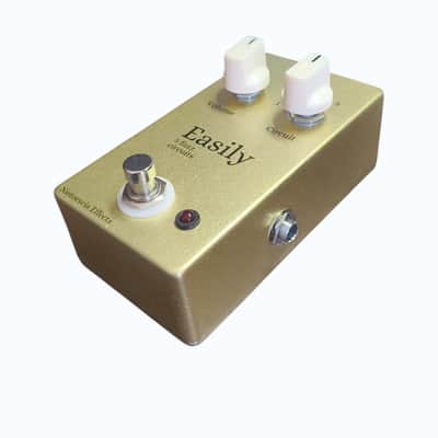 Nietoescia Effects Easily 5 fuzz circuits 2025 - Gold image 2