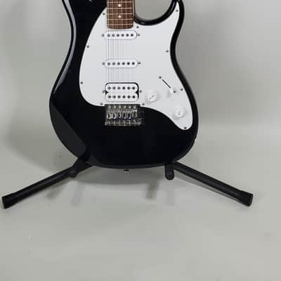 Peavey Raptor Plus HSS Electric Guitar w/ Tremolo Black w