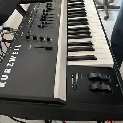 Kurzweil Artis 88-Key Digital Stage Piano - Black image 7