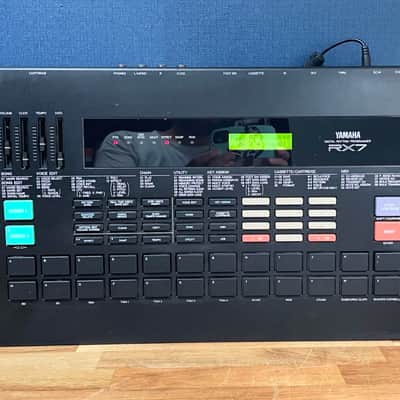 [Excellent] Yamaha RX7 Digital Rhythm Programmer - Black
