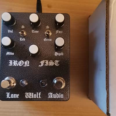 Lone Wolf Audio Iron Fist V3 fuzz image 2