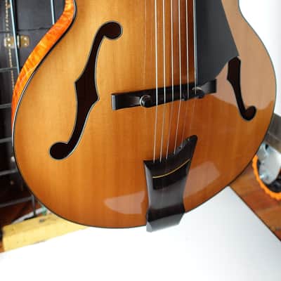 Harrison Classic Jazz Guitar Archtop 2005 - Natural image 2