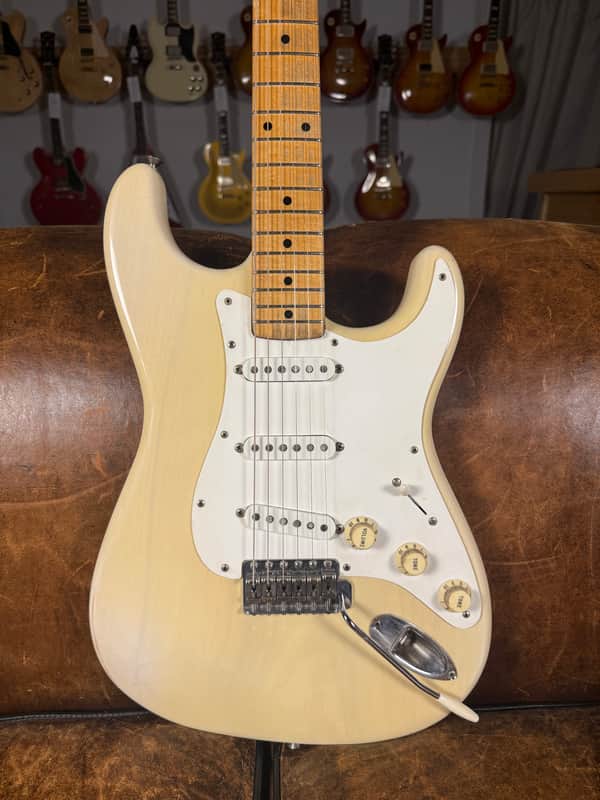 Fender Stratocaster 1956 - Blonde/Ash Refin - OHSC - Very Good