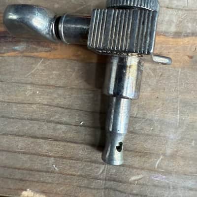 Real Life Relics Kluson 6 In Line Bass Side Revolution Series Locking D-Mount Mini Tuning Machines NICKEL KRDL-6B-NMO image 6