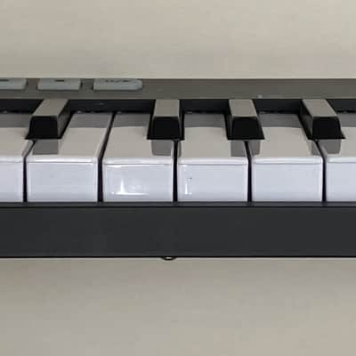 Arturia KeyStep 32-Key MIDI Controller 2019 - 2025 - Black image 2