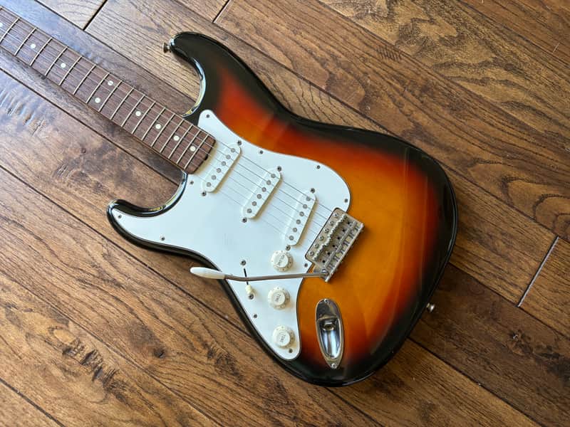 Fender Stratocaster ST62-65サンバースト レフティ Fender ST-62 Stratocaster Reissue Left-Handed MIJ | Reverb Canada