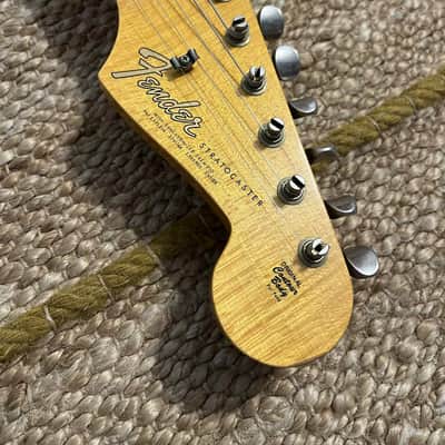 Fender Custom Shop '64 Stratocaster Journeyman Relic 2020 Faded 3-Color Sunburst image 6