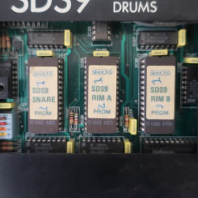 Vintage 1980s Simmons Electronics Drum Set 2 Modules SDS9 6-Channel Drum Synthesizer 1 Brain Works 1 Brain For Spare Parts + 2 Octagon Pads Lots Of Spare Parts 3 Extra Rom Chip Snare Rim A & B EPROM image 7